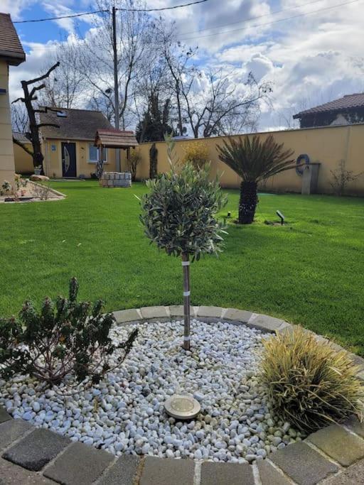 Villa Petite Dependance Privee Precy-sur-Marne Exterior foto